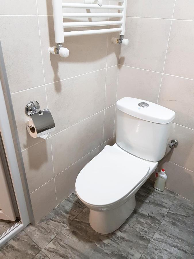 Домик У Куры Hotel Tbilisi Buitenkant foto