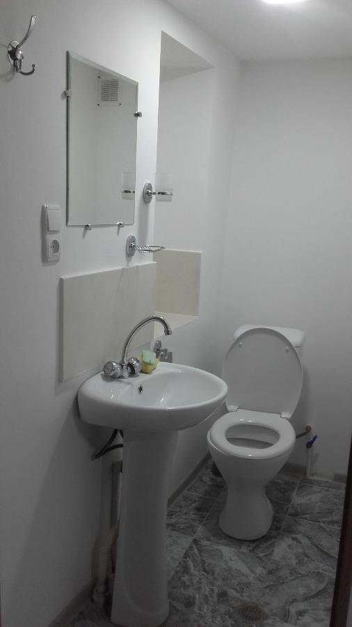 Домик У Куры Hotel Tbilisi Buitenkant foto